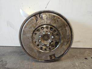 Begagnade Svänghjul Mercedes Sprinter 3,5t (906.63) 310 CDI 16V Pris € 211,75 Inklusive moms erbjuds av Autoparts Van De Velde