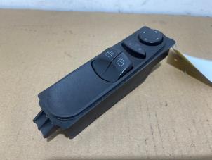 Begagnade Flerfunktionsbrytare, fönster Mercedes Sprinter 3,5t (906.13/906.23) 311 CDI 16V Pris € 78,65 Inklusive moms erbjuds av Autoparts Van De Velde
