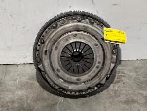 Begagnade Svänghjul Mercedes Sprinter 3,5t (907.6/910.6) 311 CDI 2.1 D FWD Pris € 363,00 Inklusive moms erbjuds av Autoparts Van De Velde