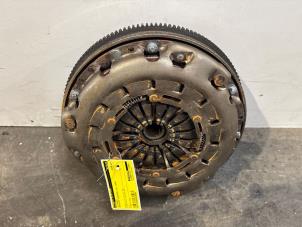 Begagnade Svänghjul Mercedes Sprinter 4t (904) 413 CDI 16V Pris € 121,00 Inklusive moms erbjuds av Autoparts Van De Velde