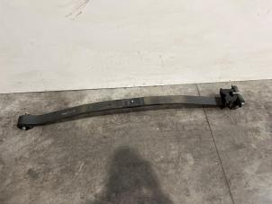 Begagnade Bakre bladfjäder Mercedes Sprinter 3,5t (907.6/910.6) 315 CDI 2.0 D RWD Pris € 108,90 Inklusive moms erbjuds av Autoparts Van De Velde