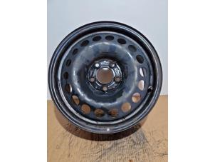 Begagnade Hjul Mercedes B (W247) 1.3 B-200 Turbo 16V Pris € 36,30 Inklusive moms erbjuds av Autoparts Van De Velde