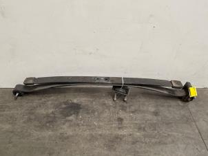 Begagnade Bakre bladfjäder Mercedes Sprinter 3,5t (907.6/910.6) 317 CDI 2.0 D RWD Pris € 175,45 Inklusive moms erbjuds av Autoparts Van De Velde