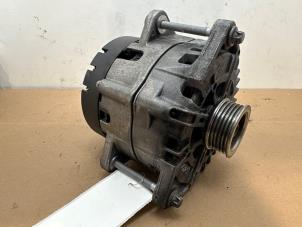 Begagnade Dynamo Mercedes Sprinter 3,5t (907.6/910.6) 317 CDI 2.0 D RWD Pris € 127,05 Inklusive moms erbjuds av Autoparts Van De Velde