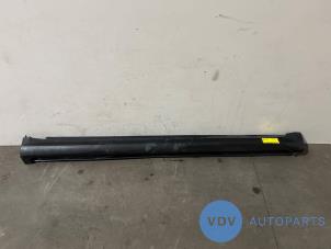 Begagnade Tröskel, höger Mercedes A (W169) 1.5 A-160 Pris på förfrågan erbjuds av Autoparts Van De Velde