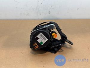 Begagnade Bakre bältessträckare, höger Mercedes A (W169) 1.5 A-160 Pris på förfrågan erbjuds av Autoparts Van De Velde