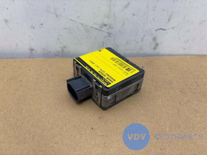 Radarsensor från en Mercedes-Benz Vito (447.6) 2.0 110 CDI 16V 2022