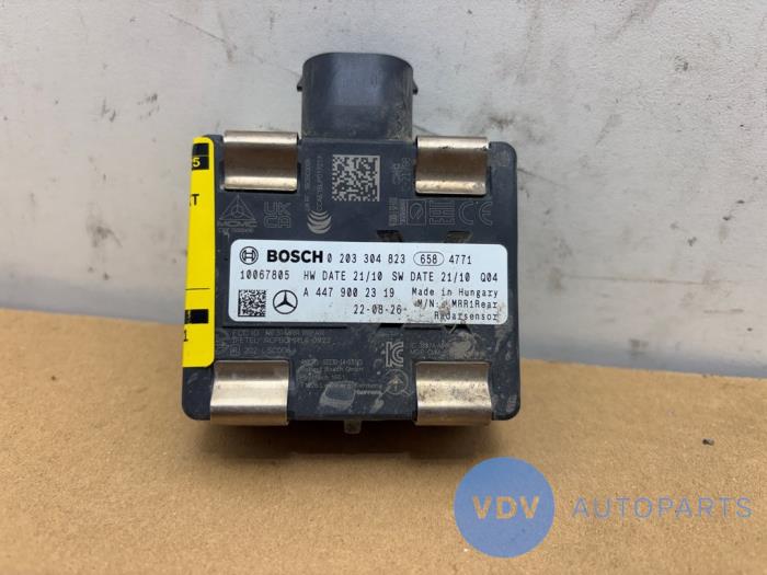 Radarsensor från en Mercedes-Benz Vito (447.6) 2.0 110 CDI 16V 2022