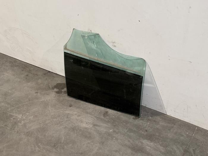 Portierruit 4Deurs rechts-achter van een Mercedes-Benz CLA Shooting Brake (118.6) 1.3 CLA-180 Turbo 16V 2020