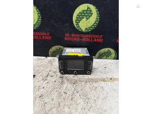 Begagnade Navigeringsdisplay Seat Altea Pris € 200,00 Marginaltabell erbjuds av Demontagebedrijf Noord-Holland