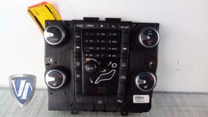 Gebruikte Bedieningspaneel Multi Media Volvo S60 II (FS) 2.0 D3 20V Prijs € 84,64 Inclusief btw aangeboden door Vollux Carparts B.V.