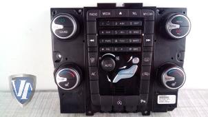 Gebruikte Bedieningspaneel Multi Media Volvo S60 II (FS) 2.0 D4 16V Prijs € 48,40 Inclusief btw aangeboden door Vollux Carparts B.V.