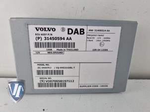Gebruikte Radio module Volvo V60 I (FW/GW) 2.0 D4 16V Prijs € 84,64 Inclusief btw aangeboden door Vollux Carparts B.V.