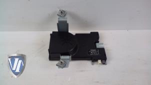 Gebruikte Antenne Audi A3 Sportback (8PA) 2.0 TDI 16V Prijs € 12,10 Inclusief btw aangeboden door Vollux Carparts B.V.