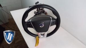 Begagnade Ratt Volvo V60 I (FW/GW) 1.6 DRIVe Pris € 211,75 Inklusive moms erbjuds av Vollux Carparts B.V.