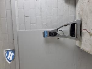 Gebruikte Radiobedienings paneel BMW 3-Serie Prijs € 50,00 Margeregeling aangeboden door Vollux Carparts B.V.