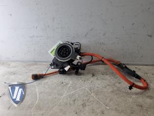 Gebruikte Oplaadpunt stekker aansluiting BMW 3 serie (F30) 330e iPerformance Prijs € 121,00 Inclusief btw aangeboden door Vollux Carparts B.V.