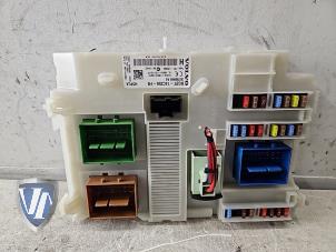 Begagnade Säkringsbox Volvo V60 I (FW/GW) 1.6 T3 16V Pris € 121,00 Inklusive moms erbjuds av Vollux Carparts B.V.