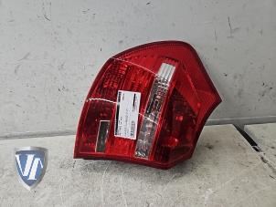 Gebruikte Achterlicht links BMW 1 serie (E81) 116i 2.0 16V Prijs € 39,99 Margeregeling aangeboden door Vollux Carparts B.V.
