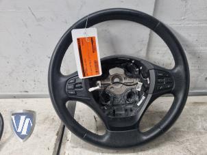 Gebruikte Stuurwiel BMW 3 serie (F30) 316d 2.0 16V Prijs € 145,20 Inclusief btw aangeboden door Vollux Carparts B.V.