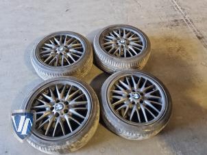 Gebruikte Sportvelgenset + banden BMW 3 serie (E93) 320i 16V Prijs € 605,00 Inclusief btw aangeboden door Vollux Carparts B.V.