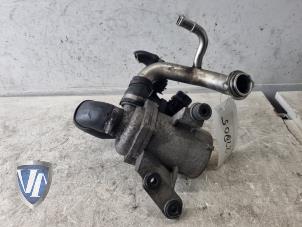 Gebruikte Koelvloeistof pomp BMW 1 serie (E81) 116i 1.6 16V Prijs € 121,00 Inclusief btw aangeboden door Vollux Carparts B.V.