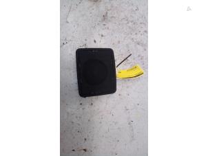 Gebruikte Luidspreker Toyota Prius (NHW20) 1.5 16V Prijs € 18,50 Margeregeling aangeboden door Autodemontage Tegelen