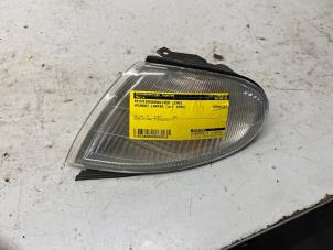 Gebruikte Pinker links Hyundai Lantra/Elantra II Wagon 1.5 GL,GLS 12V Prijs € 14,90 Margeregeling aangeboden door Autodemontage Tegelen