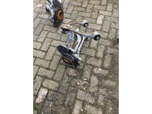 Begagnade Främre upphängning, höger Mercedes C (W205) Pris € 665,50 Inklusive moms erbjuds av De Vogel Auto's B.V.