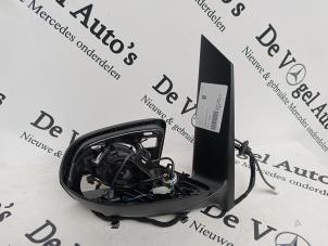 Begagnade Skärmspegel, höger Mercedes V (447.8) 2.0 300d 16V 4-Matic Pris € 562,65 Inklusive moms erbjuds av De Vogel Auto's B.V.