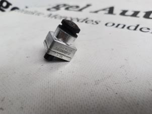 Używane Kamera 360 stopni Mercedes C (W206) Cena € 242,00 Z VAT oferowane przez De Vogel Auto's B.V.