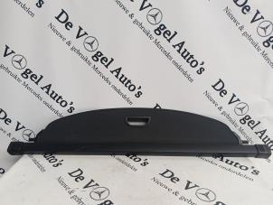 Gebruikte Dekzeil Bagageruimte Mercedes GLC Coupe (C253) 2.0 200 16V EQ Boost Prijs € 200,00 Margeregeling aangeboden door De Vogel Auto's B.V.