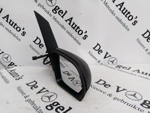 Nya Skärmspegel, höger Mercedes V (447.8) 2.0 220d 16V 4-Matic Pris € 211,75 Inklusive moms erbjuds av De Vogel Auto's B.V.