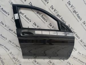 Begagnade Framdörr, 4-dörrars, höger Mercedes GLC (X253) 2.0 300 16V 4-Matic Pris € 726,00 Inklusive moms erbjuds av De Vogel Auto's B.V.