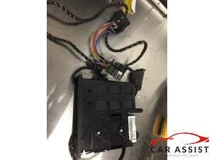 Gebruikte Multimedia aansluiting Volkswagen Golf Prijs € 35,00 Margeregeling aangeboden door Car Assist