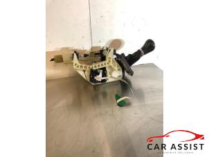 Gebruikte Versnellingspook Mercedes Vito Prijs op aanvraag aangeboden door Car Assist