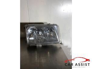 Gebruikte Koplamp rechts Mercedes 190E/D Prijs € 50,00 Margeregeling aangeboden door Car Assist