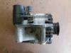 Dynamo van een Ford Mondeo III 2.2 TDCi 16V 2006