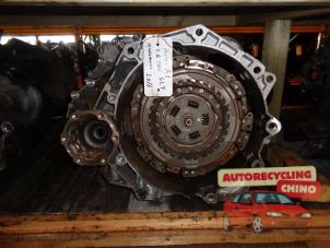 Używane Skrzynia biegów Audi A1 Sportback (8XA/8XF) 1.6 TDI 16V Cena € 720,00 Procedura marży oferowane przez Autorecycling Chino B.V.