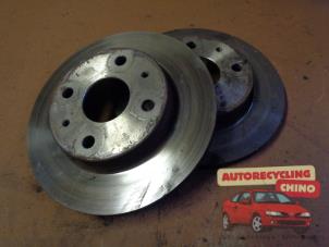 Gebruikte Remschijf voor Daihatsu Sirion 2 (M3) 1.0 12V DVVT Prijs € 36,00 Margeregeling aangeboden door Autorecycling Chino B.V.