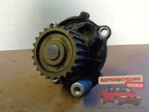 Begagnade Vattenpump Seat Leon (1P1) 1.6 Pris € 32,00 Marginaltabell erbjuds av Autorecycling Chino B.V.