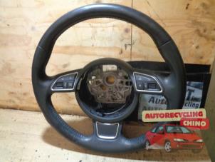 Używane Kierownica Audi A1 (8X1/8XK) 1.4 TFSI 16V 125 Cena € 112,00 Procedura marży oferowane przez Autorecycling Chino B.V.