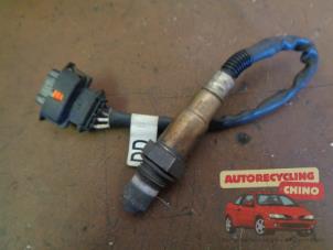 Begagnade Lambdasond Opel Corsa D 1.2 16V Pris € 22,00 Marginaltabell erbjuds av Autorecycling Chino B.V.