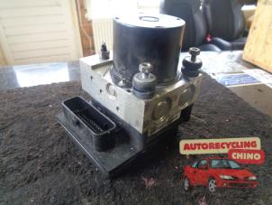 Używane Pompa ABS Audi A1 (8X1/8XK) 1.4 TFSI 16V 122 Cena € 68,00 Procedura marży oferowane przez Autorecycling Chino B.V.