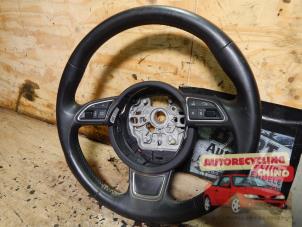 Używane Kierownica Audi A1 Sportback (8XA/8XF) 1.0 TFSI Ultra 12V Cena € 112,00 Procedura marży oferowane przez Autorecycling Chino B.V.