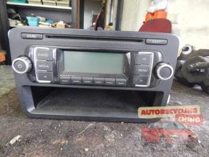 Begagnade Radio Volkswagen Golf VI (5K1) 1.2 TSI BlueMotion Pris € 45,00 Marginaltabell erbjuds av Autorecycling Chino B.V.