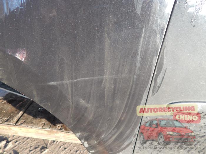 Framskärm, vänster från en Mazda 2 (NB/NC/ND/NE) 1.4 16V 2003