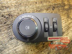 Begagnade Ljusbrytare Opel Adam 1.0 Ecotec 12V SIDI Turbo Pris € 19,99 Marginaltabell erbjuds av Autorecycling Chino B.V.