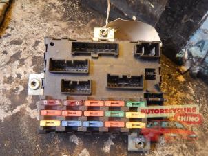 Gebruikte Zekeringkast Fiat Punto I (176) Prijs € 35,00 Margeregeling aangeboden door Autorecycling Chino B.V.