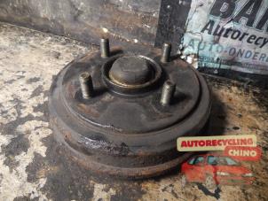 Begagnade Bakre bromstrumma Chevrolet Matiz 1.0 Pris € 25,00 Marginaltabell erbjuds av Autorecycling Chino B.V.